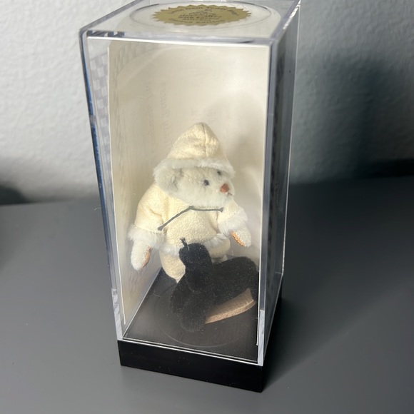 Little Gems Teddy Bears miniature Handmade Bear - Mukaluk and Seal - Picture 12 of 12